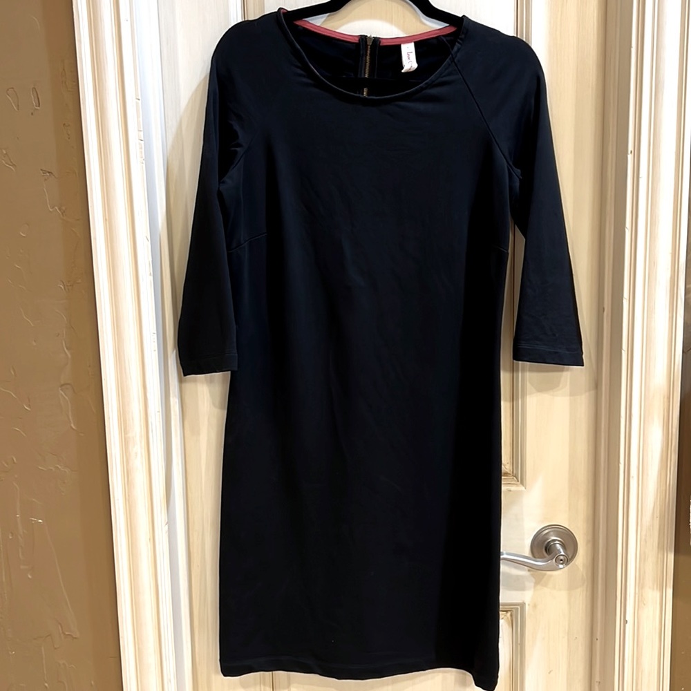 Black Love Hannah 3/4 sleeve shift dress size small